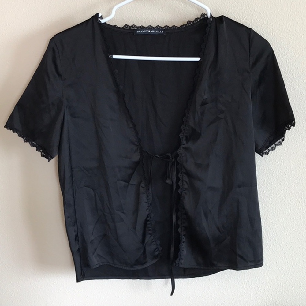 Front tie silk shirt